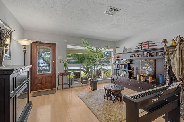 5 of 34 - 2740 Sw 16th Street, Fort Lauderdale, FL