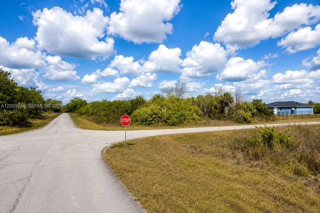 3 of 7 - 101 Holland Drive, LaBelle, FL