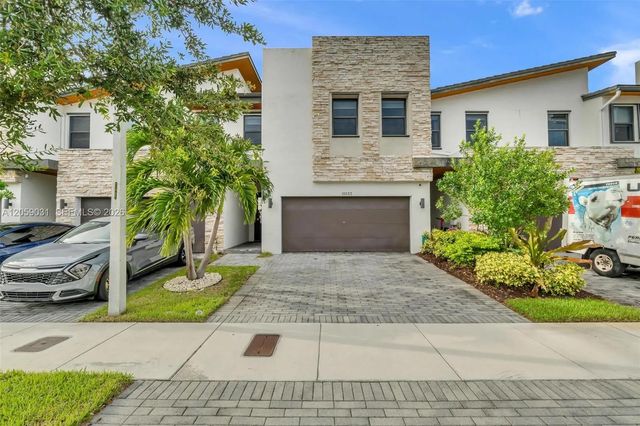 2 of 55 - 10533 Nw 78th Terrace, Doral, FL