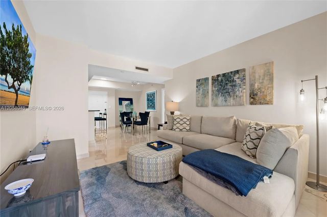 7355 Sw 89th Street #728n, Miami