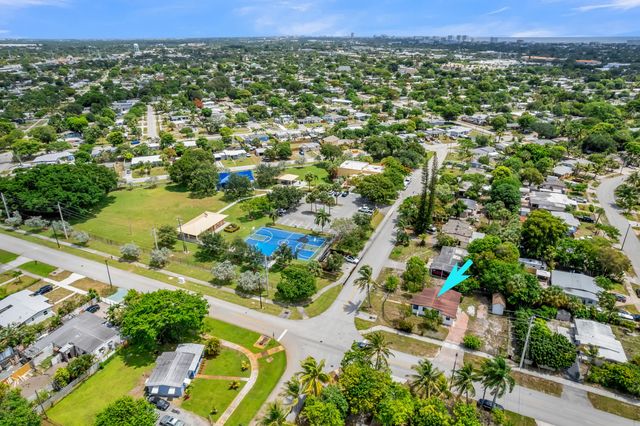 3 of 51 - 1712 Ne 50th Court, Pompano Beach, FL