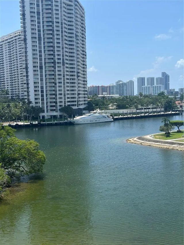 3 of 3 - 2930 Point East Drive #e601, Aventura, FL
