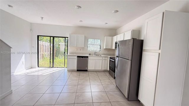 2 of 12 - 322 Ne 1st Drive, Florida City, FL