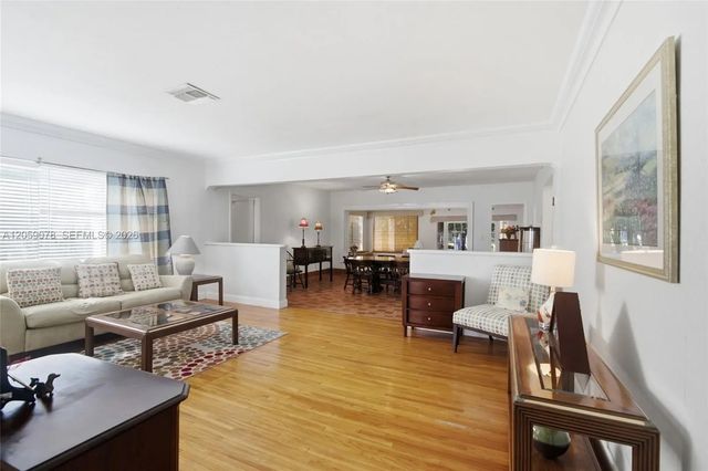 3 of 48 - 1010 Ne 105th Street, Miami Shores, FL
