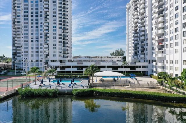 2780 Ne 183rd Street #901, Aventura