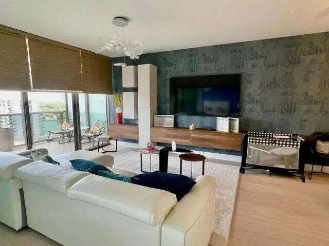 3 of 17 - 5875 Collins Avenue #1606, Miami Beach, FL