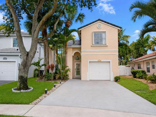 5655 La Quinta Court, Lake Worth