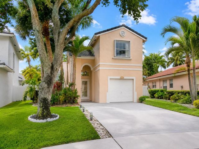 2 of 31 - 5655 La Quinta Court, Lake Worth, FL