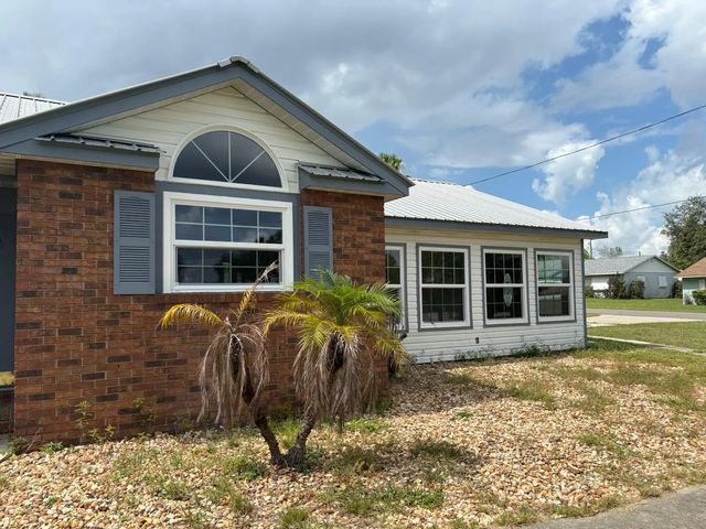 2 of 3 - 1823 Roberta Avenue, Sebring, FL