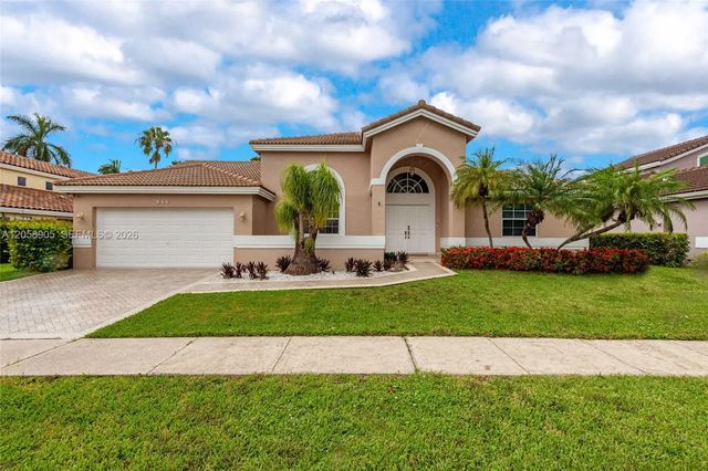 945 Nw 202nd Avenue, Pembroke Pines