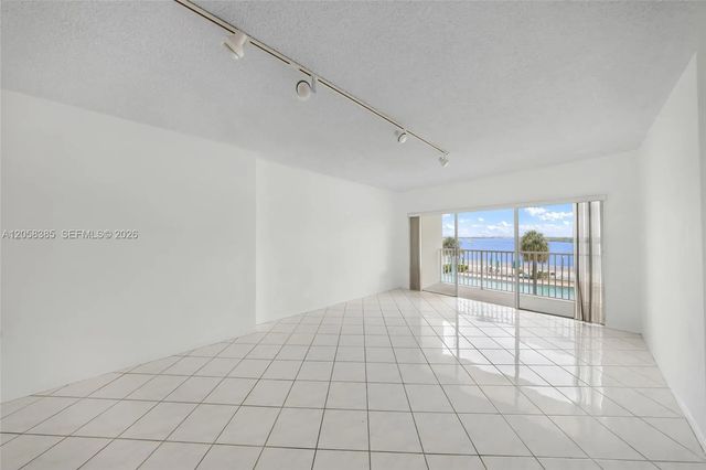 5 of 43 - 300 Bayview Drive #202, Sunny Isles Beach, FL
