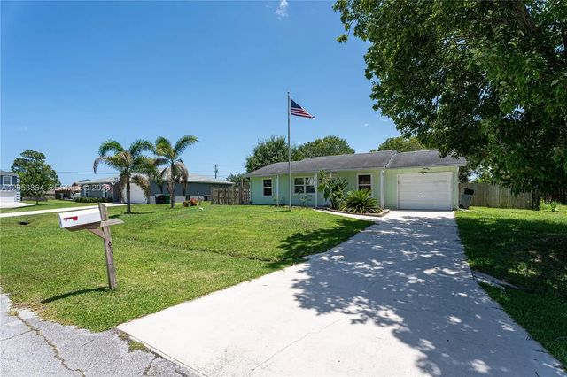 5 of 54 - 618 Sw Ray Avenue, Port St. Lucie, FL