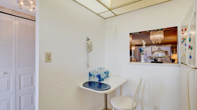 5 of 29 - 9400 Sunrise Lakes Boulevard #303, Sunrise, FL