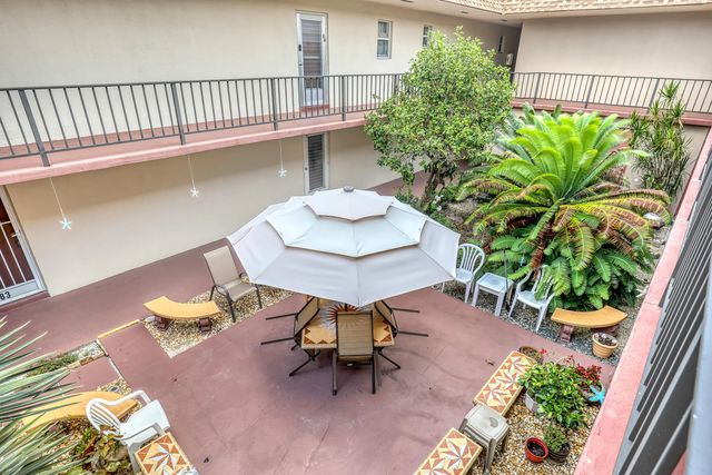 504 Davis Road #96, Palm Springs