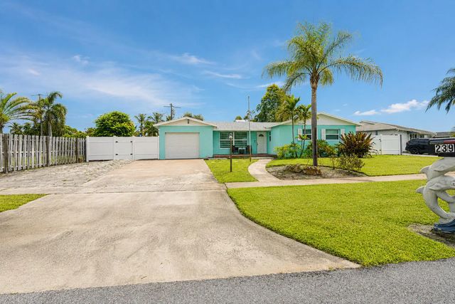 2395 Edgewater Drive, West Palm Beach
