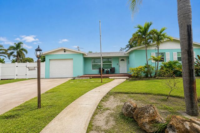 5 of 32 - 2395 Edgewater Drive, West Palm Beach, FL