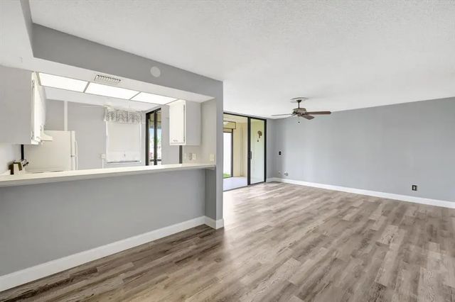 3 of 20 - 1950 Sw Palm City Road #5-104, Stuart, FL