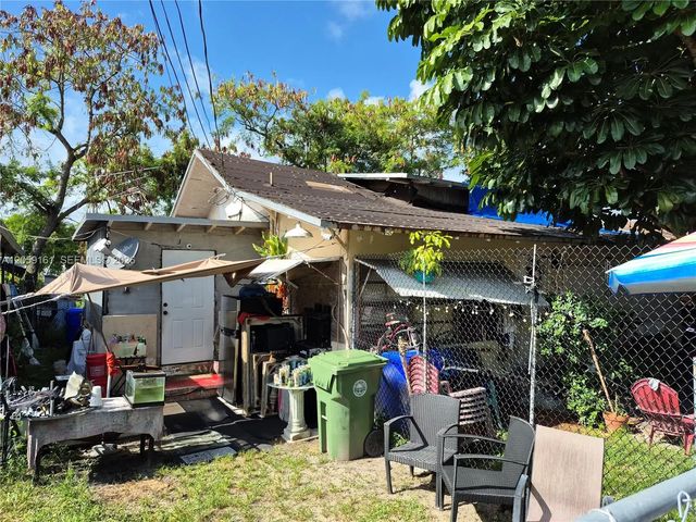 2 of 6 - 353 Ne 58th Street, Miami, FL