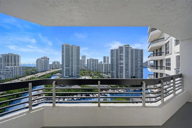 3400 Ne 192nd Street #1910, Aventura