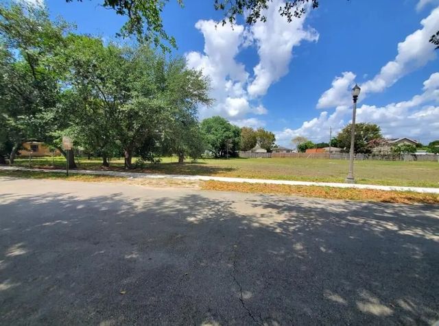 4 of 6 - _ Sw 56th Avenue, Davie, FL