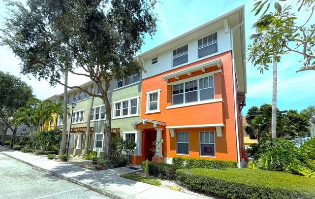 2 of 39 - 883 Millbrae Court #6, West Palm Beach, FL
