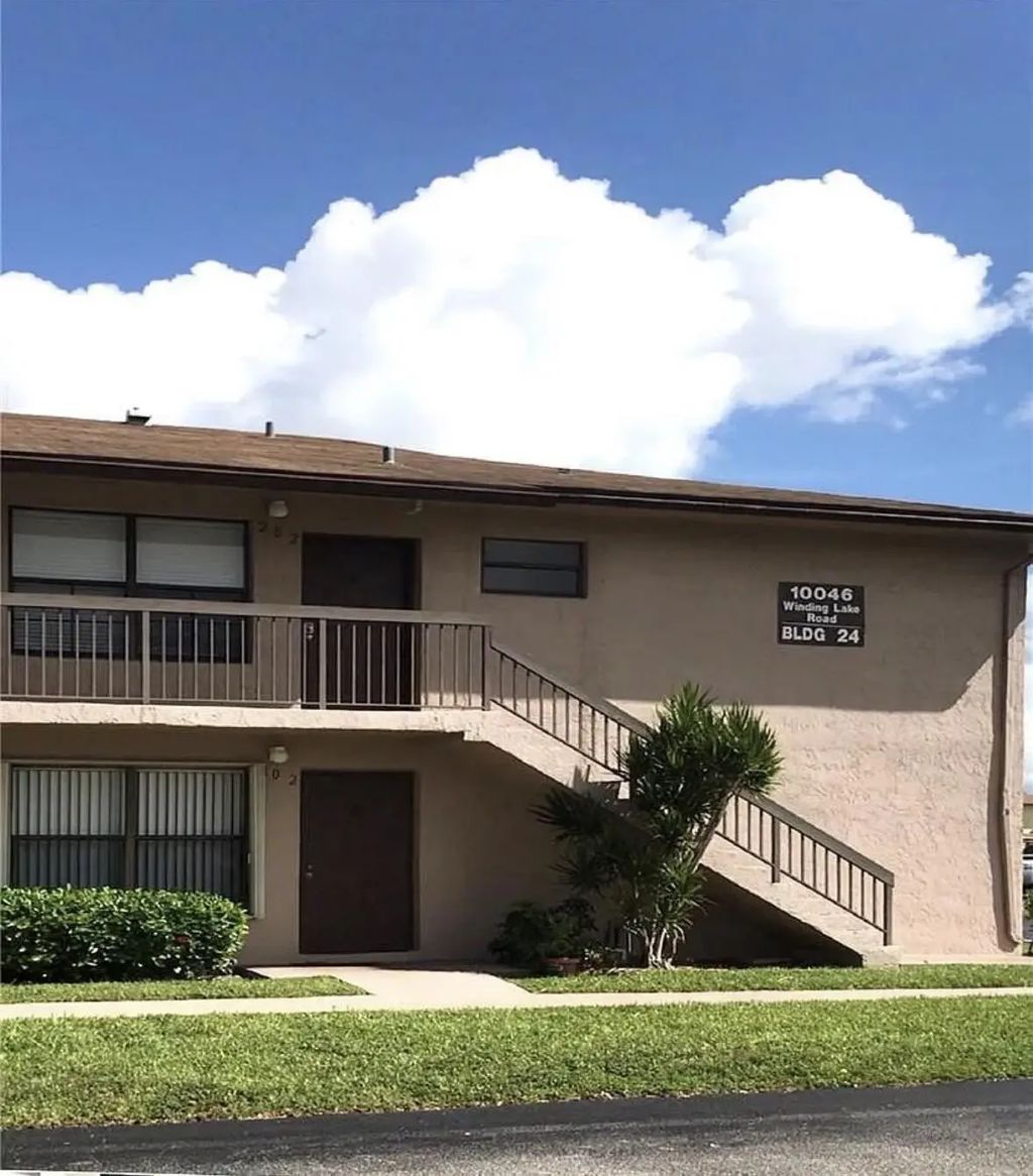10046 Winding Lake Road #202, Sunrise