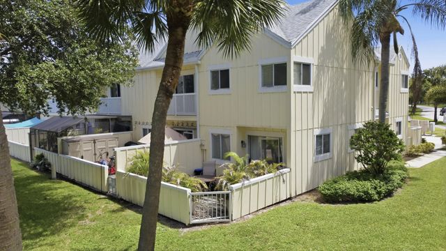 4 of 22 - 6263 Riverwalk Lane #1, Jupiter, FL