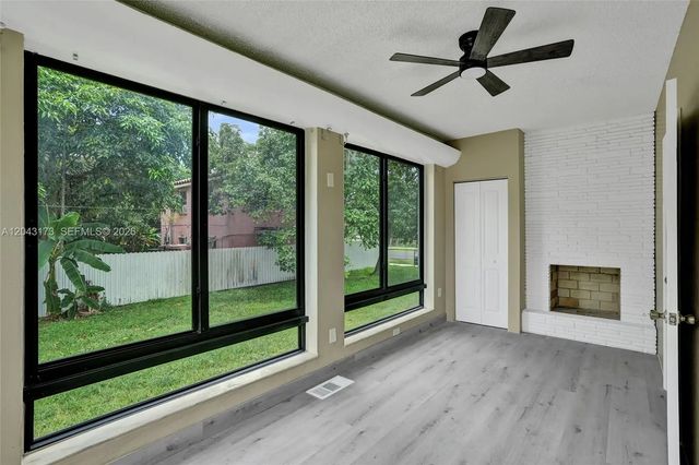 5 of 40 - 1400 Ne 148th Street, Miami, FL