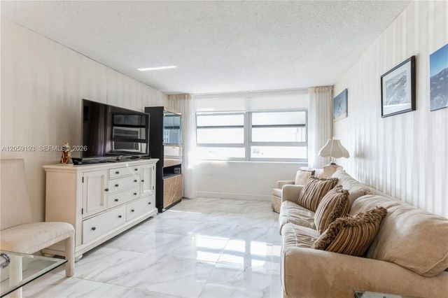 3 of 22 - 9273 Collins Avenue #1101, Surfside, FL