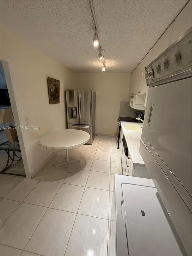 4 of 22 - 9273 Collins Avenue #1101, Surfside, FL