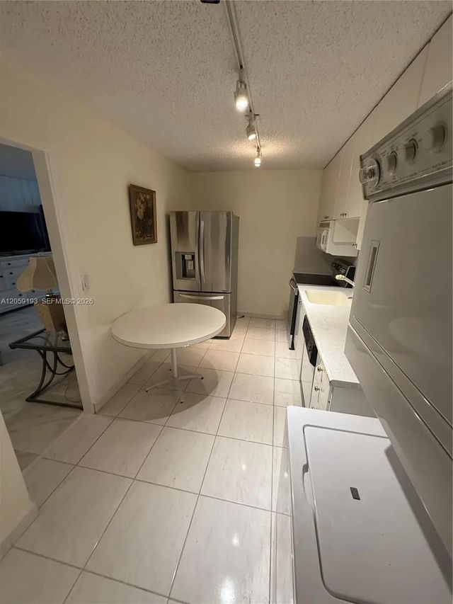 5 of 22 - 9273 Collins Avenue #1101, Surfside, FL