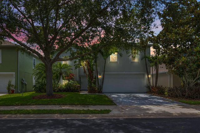 2 of 36 - 2566 12th Square Sw, Vero Beach, FL