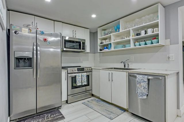 5 of 24 - 812 Briny Avenue #10c, Pompano Beach, FL