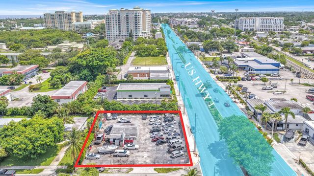 3 of 5 - 724 N Federal Highway, Boynton Beach, FL