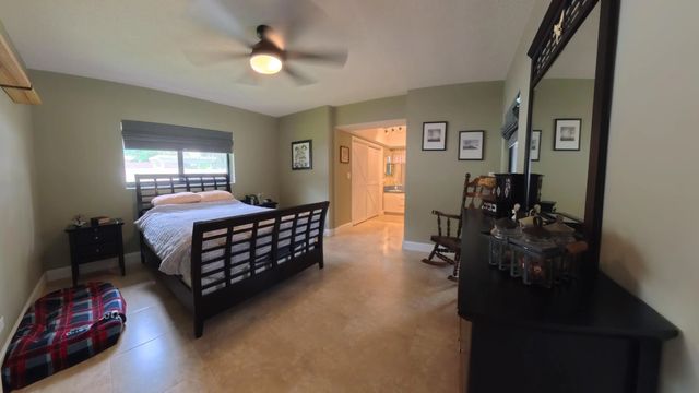 4 of 37 - 820 Nw 73rd Terrace, Plantation, FL