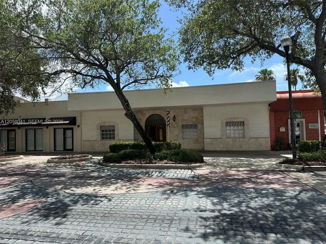 257 N Krome Avenue, Homestead