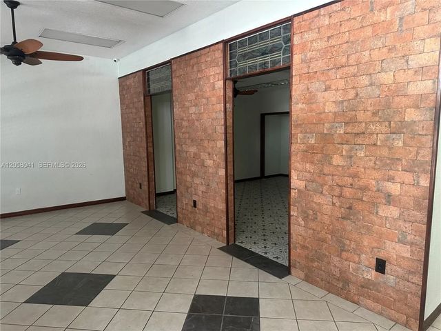 5 of 36 - 257 N Krome Avenue, Homestead, FL