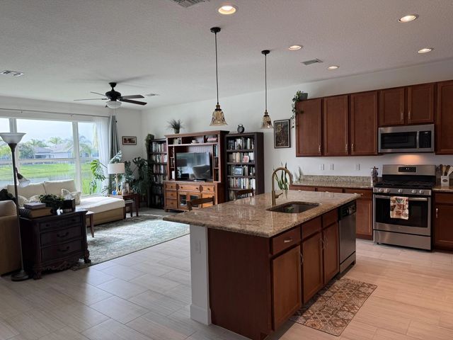 5 of 42 - 11941 Sw Jasper Lake Way, Port St. Lucie, FL
