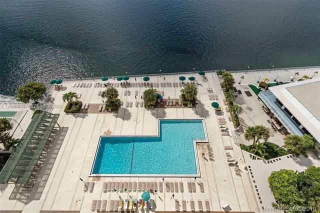 3 of 23 - 300 Bayview Drive #207, Sunny Isles Beach, FL