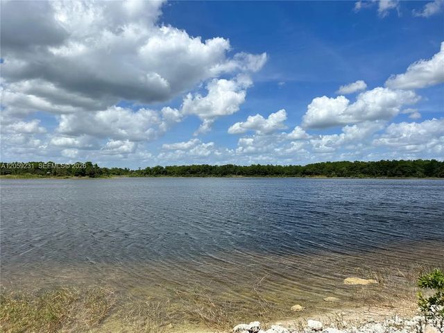 515 Shady Hollow Boulevard W, Naples