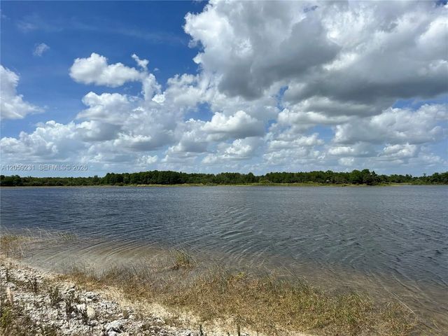 3 of 8 - 515 Shady Hollow Boulevard W, Naples, FL