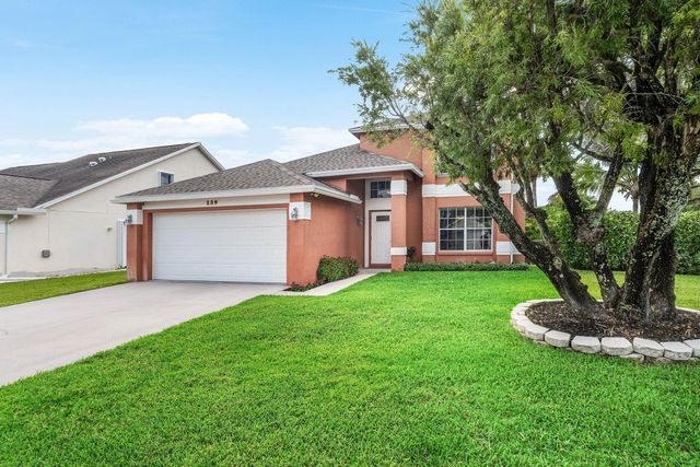 2 of 54 - 139 Royal Pine Circle S, Royal Palm Beach, FL