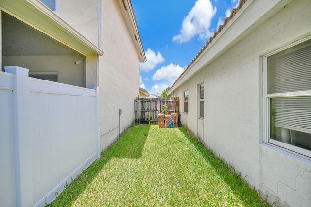 5 of 51 - 2656 Nw 68th Avenue, Margate, FL