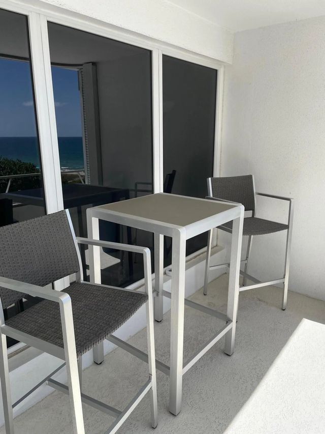 5 of 43 - 1850 S Ocean Boulevard #509, Lauderdale-By-The-Sea, FL