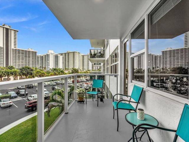 3 of 40 - 3300 Ne 36th Street #312a, Fort Lauderdale, FL