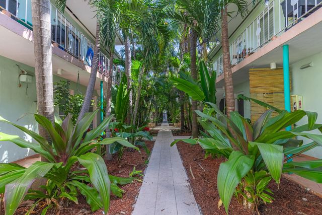 2 of 17 - 1117 Meridian Avenue #7-1117, Miami Beach, FL