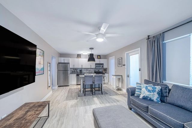 4 of 17 - 1117 Meridian Avenue #7-1117, Miami Beach, FL