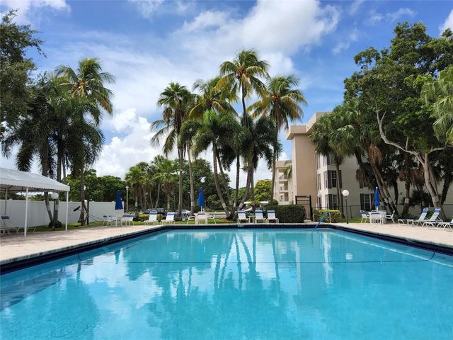 3151 S Palm Aire Drive #301, Pompano Beach