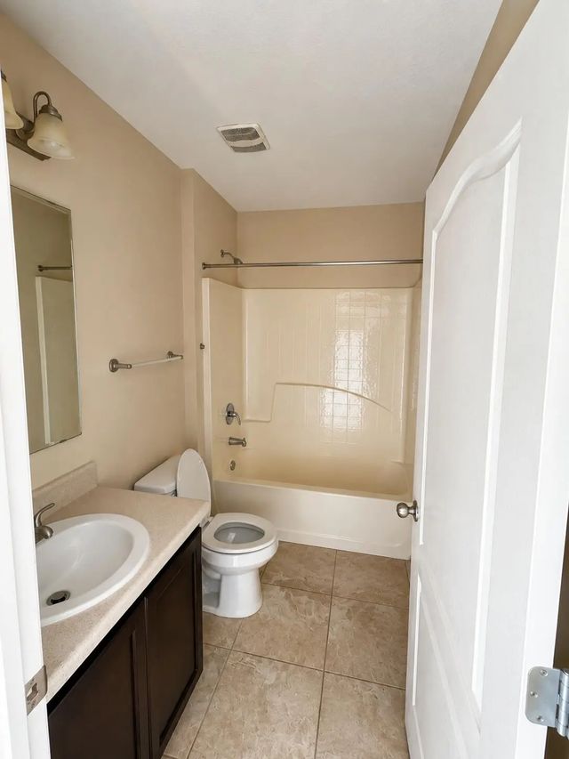 5332 Nw Wisk Fern Circle, Port St. Lucie