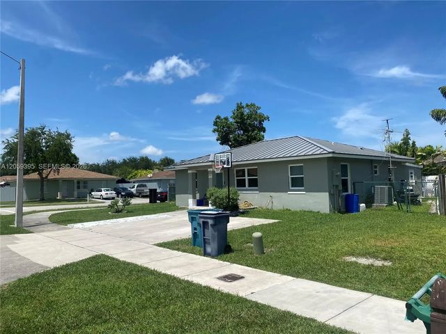 2 of 27 - 29203 Sw 142nd Avenue, Homestead, FL